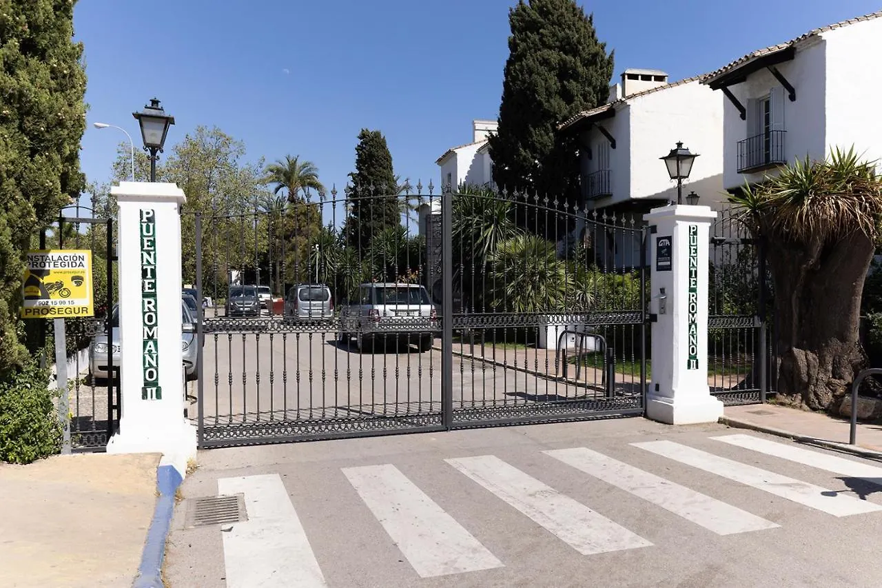 Luxurious Apartment In Puente Romano, Marbella