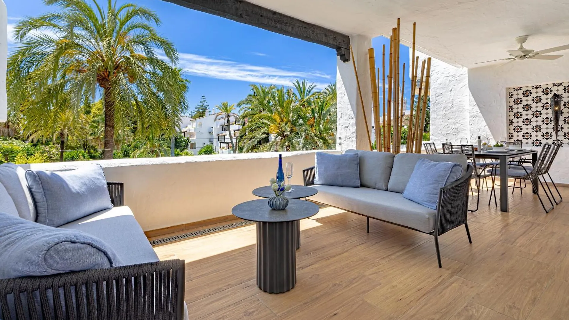 Luxurious Apartment In Puente Romano, Marbella