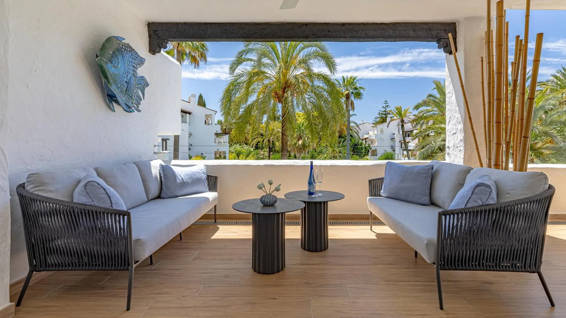 Luxurious Apartment In Puente Romano, Marbella